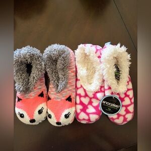 2 pairs of Snoozies slippers (youth)
